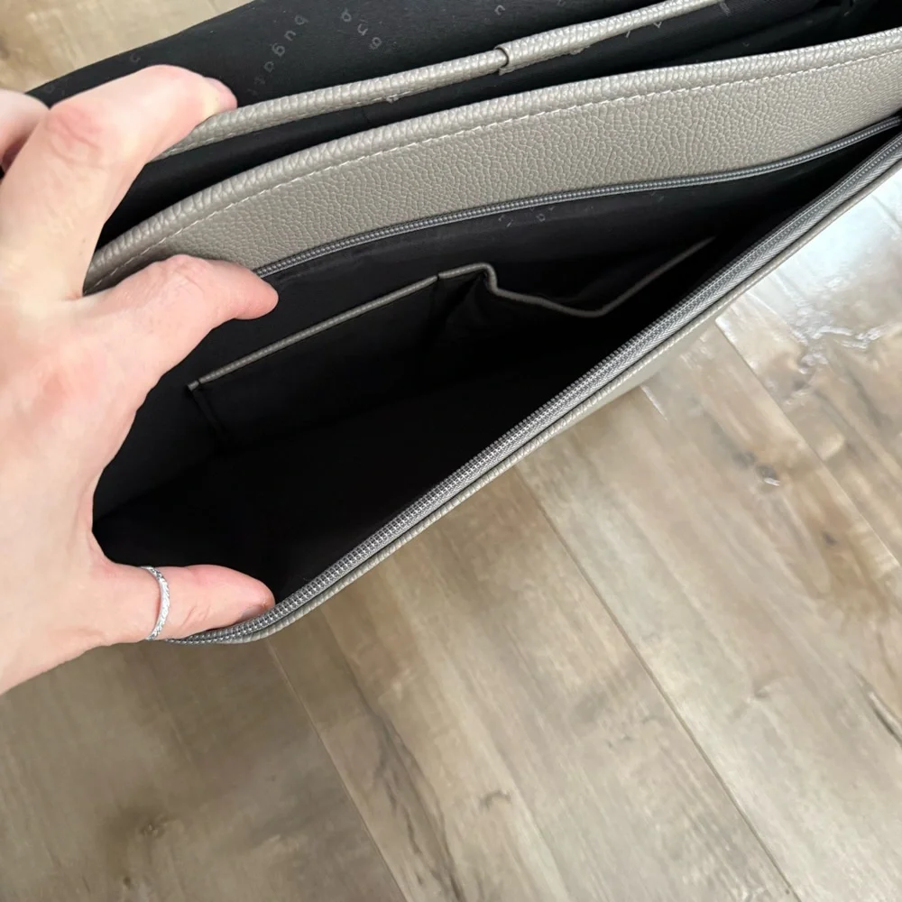 NEW Bugatti Computer Bag‎ Messenger Crossbody Briefcase JB Hunt Pebbled Taupe